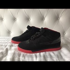 Men’s Fila Shoes Sz 10.5